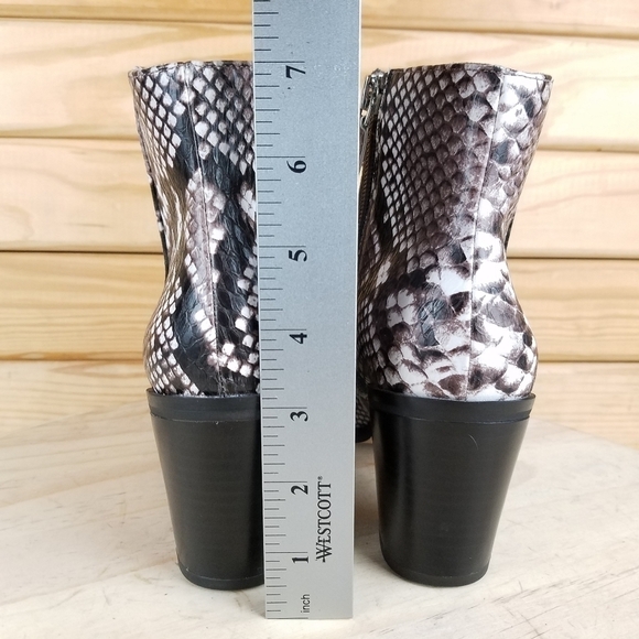 Heeled Ankle Boots Bootie Snake Print Side Zip NEW 14th & Union 5 US Braxten - Picture 4 of 10
